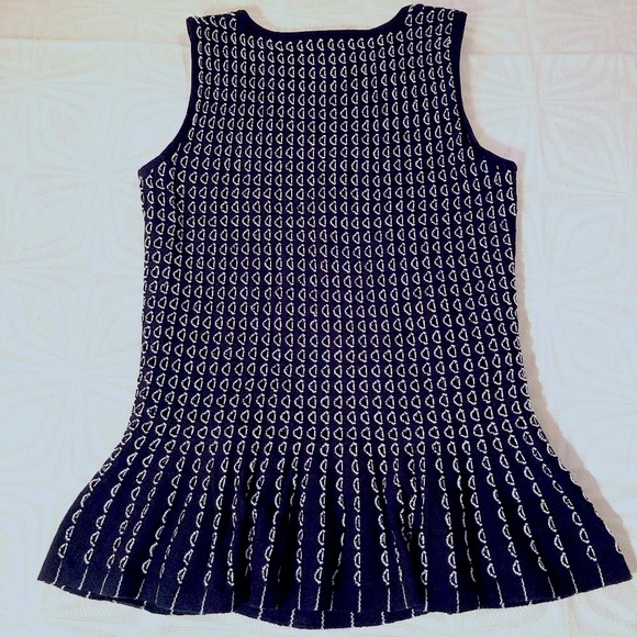🔥HP🔥ANN TAYLOR BLACK & WHITE LINED, PATTERNED SKIRTED SLEEVELESS TOP SZ, XXSP - Picture 3 of 8